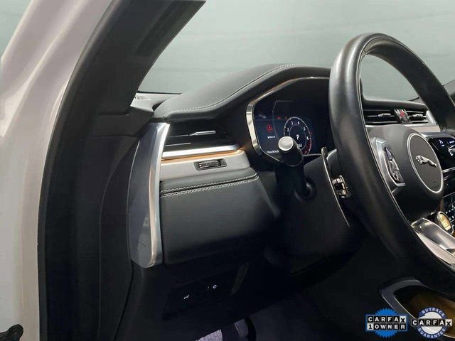 Used 2024 Jaguar F-PACE R-Dynamic S image 19