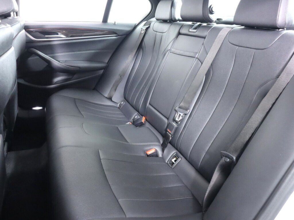 Used 2021 BMW 530i xDrive w/ Convenience Package AWD/4WD image 38