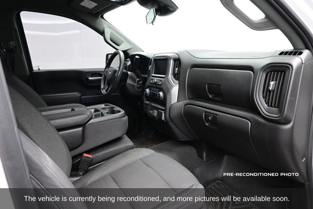 Used 2024 Chevrolet Silverado 1500 Custom w/ LPO, Dark Essentials Package RWD image 15