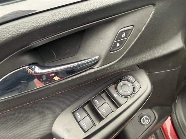 Used 2023 Chevrolet TrailBlazer RS w/ Sun and Liftgate Package image 30