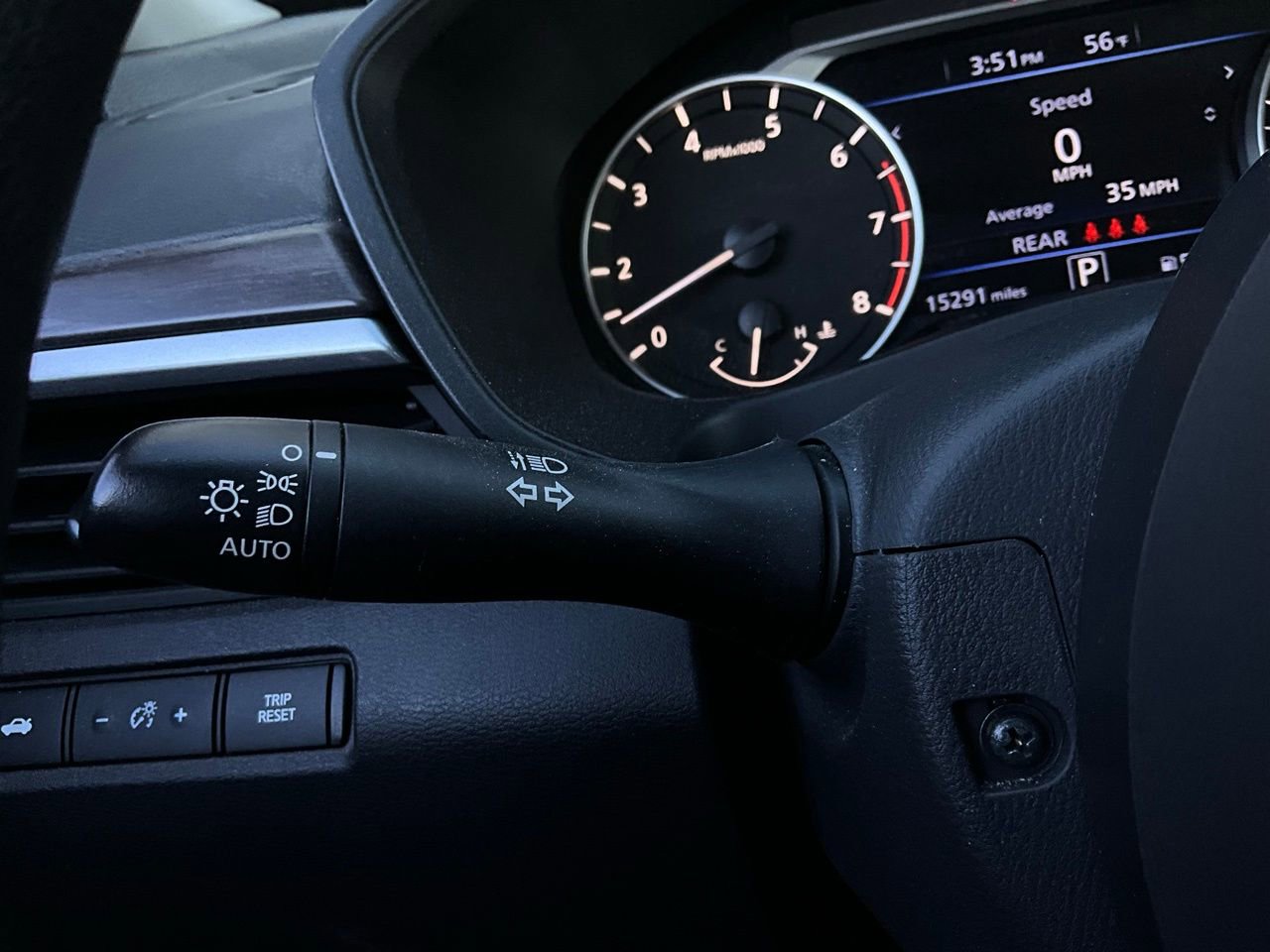 Used 2025 Nissan Altima 2.5 SV image 34