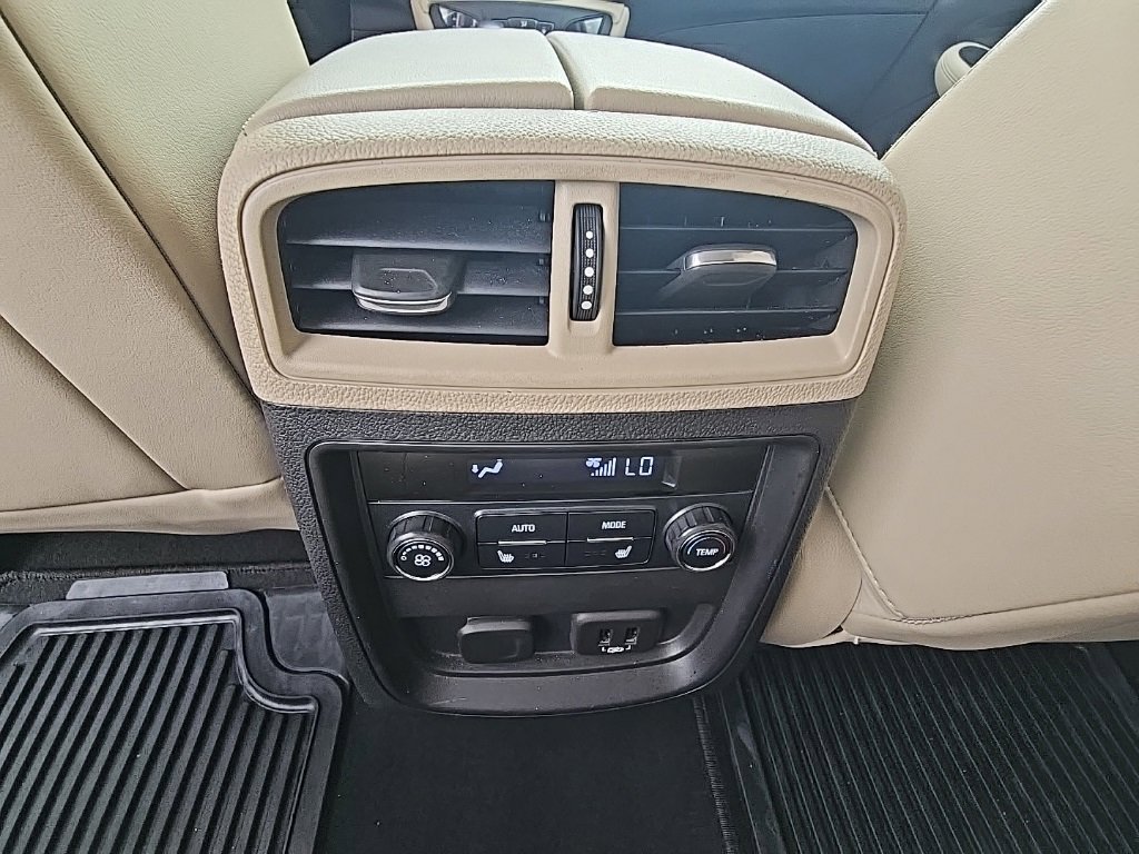 Used 2019 Buick Envision Essence w/ LPO, Active Package image 17