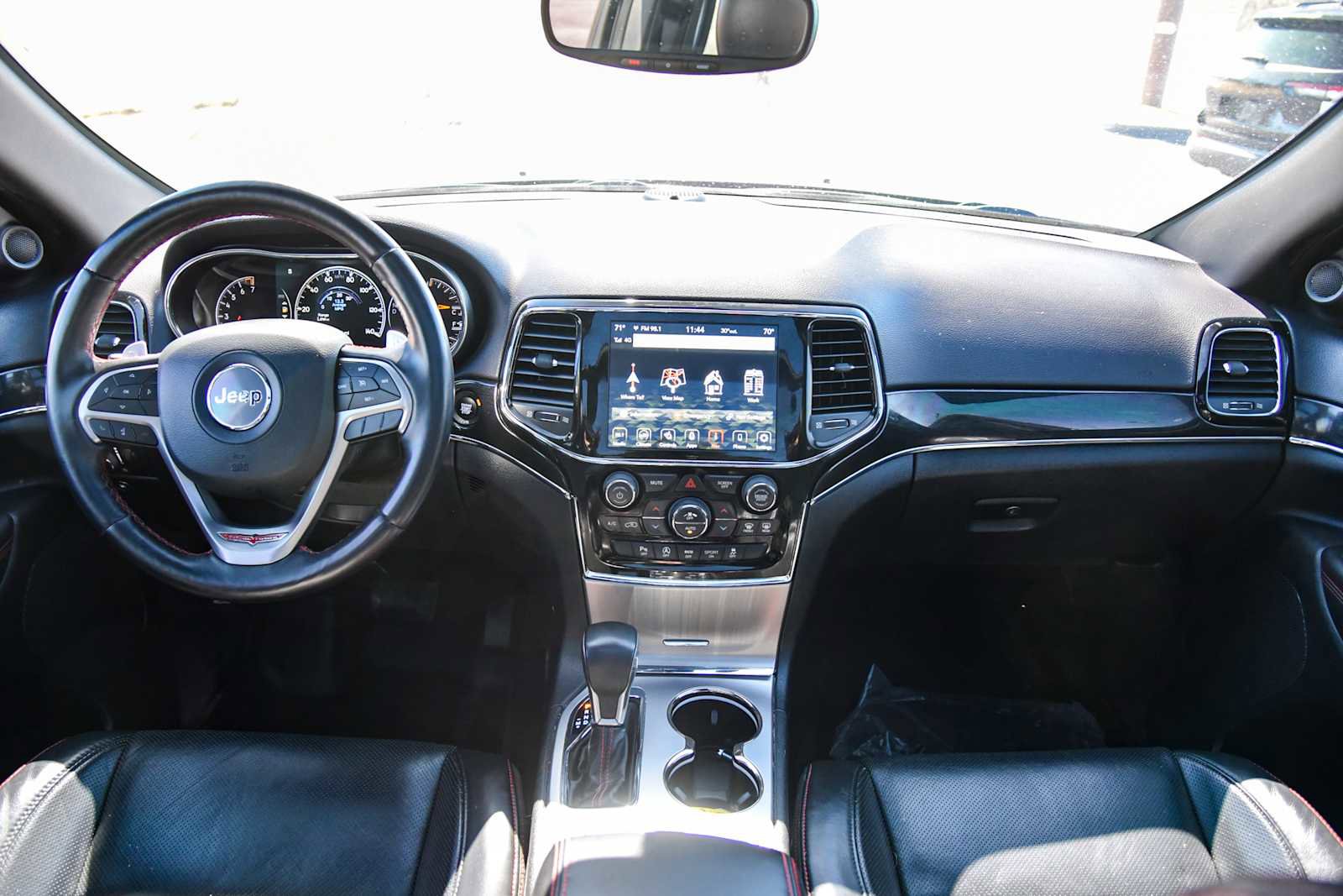 Certified 2021 Jeep Grand Cherokee Trailhawk w/ Trailhawk Luxury Group image 17