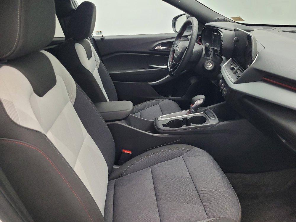 Used 2024 Chevrolet Trax RS w/ Driver Confidence Package image 21