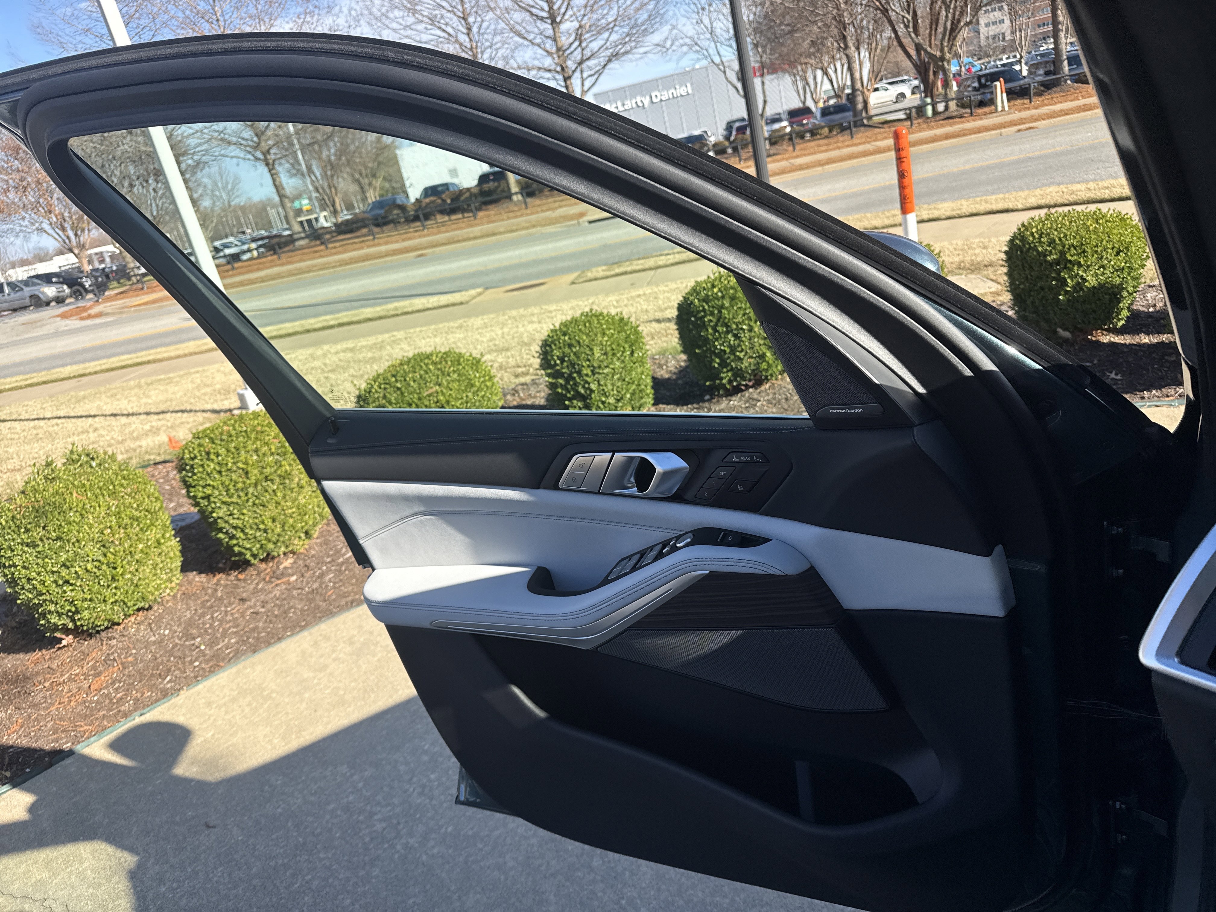 New 2026 BMW X7 xDrive40i w/ Premium Package image 20