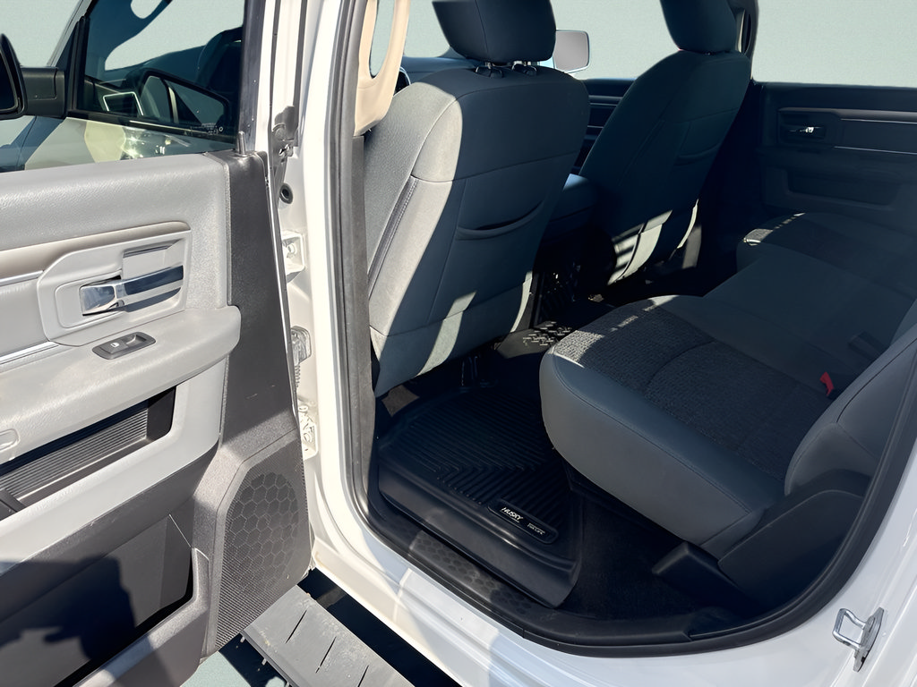 Used 2017 RAM 1500 Big Horn AWD/4WD image 8