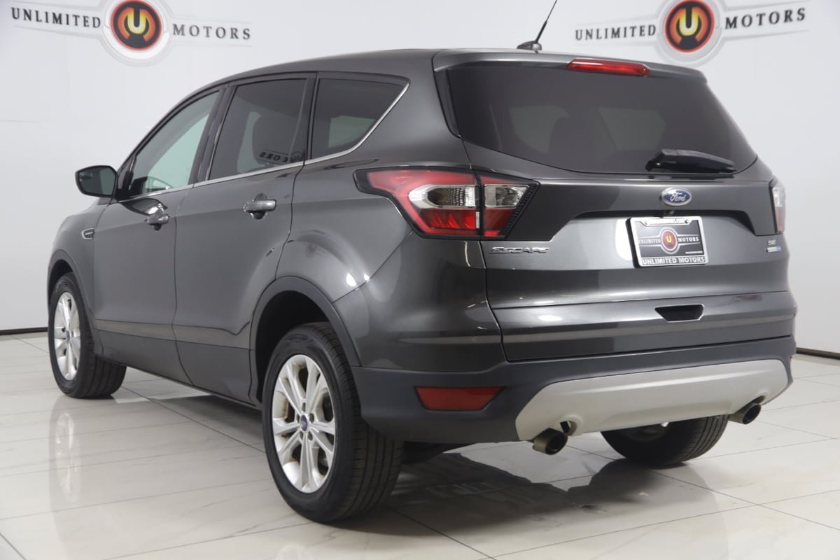 Used 2017 Ford Escape SE AWD/4WD image 4