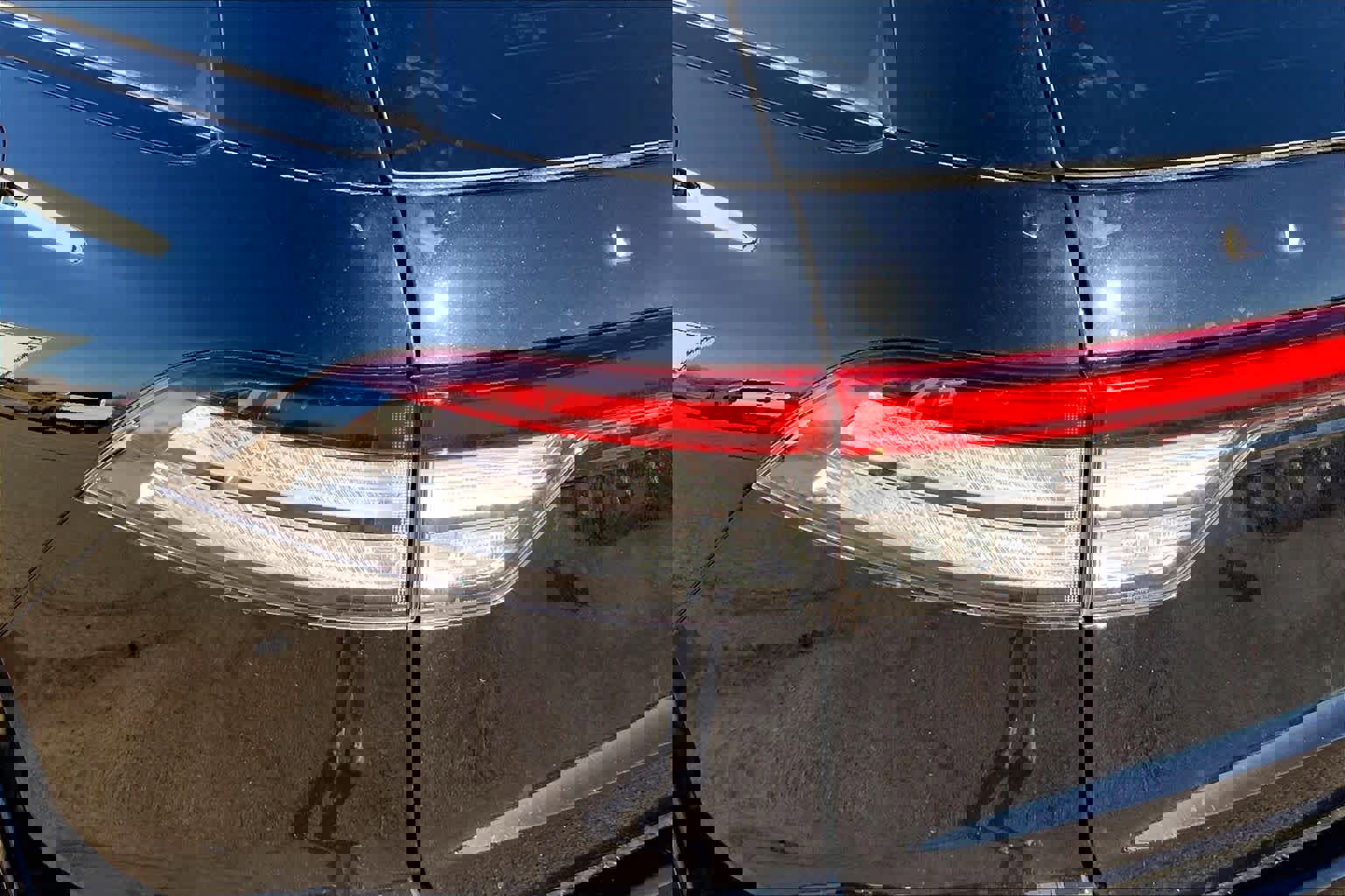 New 2026 Lincoln Aviator AWD w/ Jet Appearance Package image 14