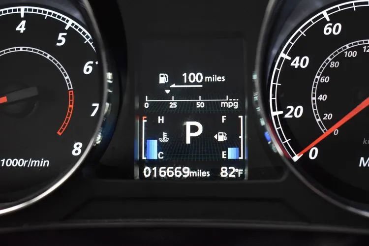 Used 2025 Mitsubishi Outlander Sport LE AWD/4WD image 28