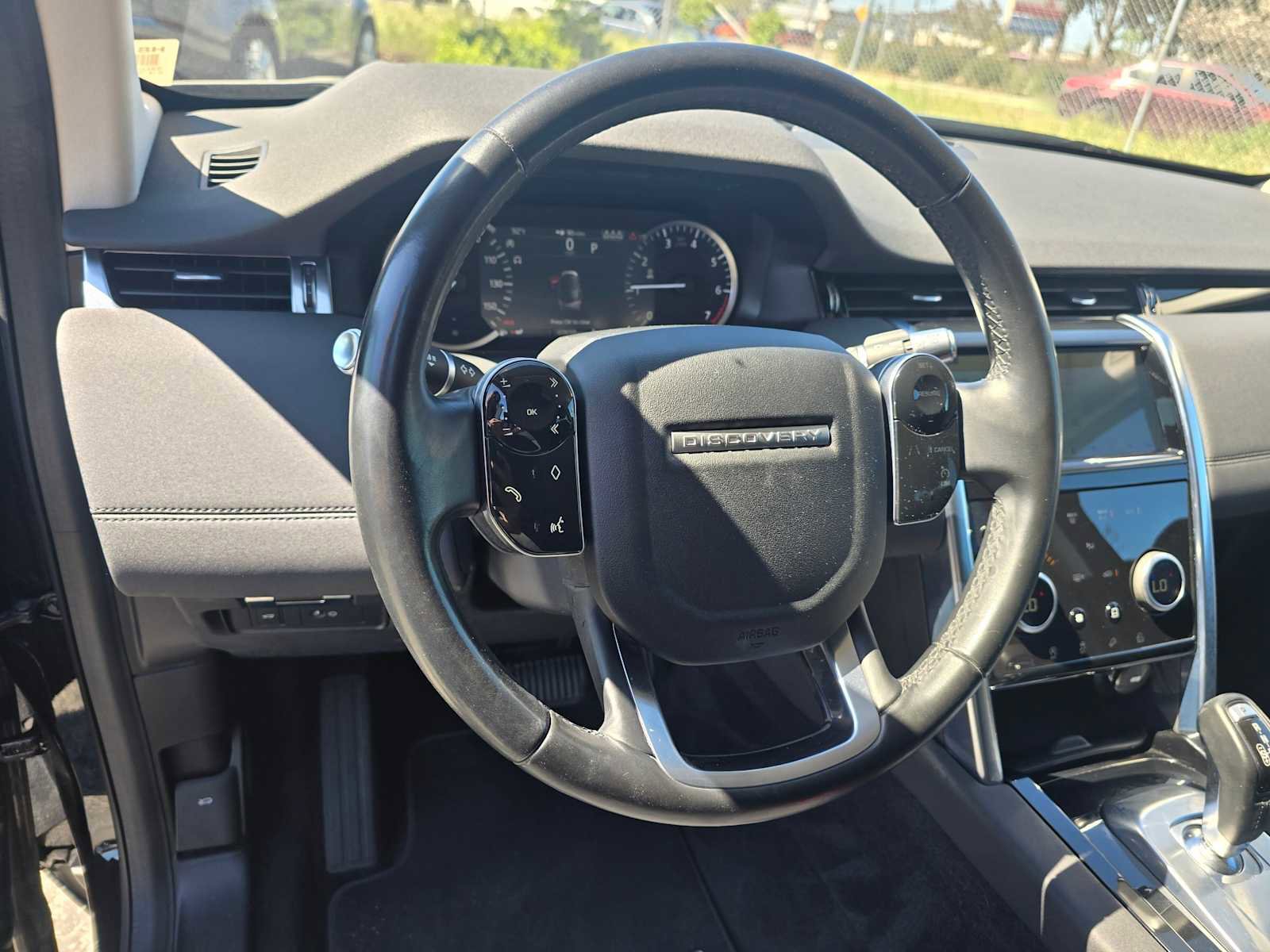 Used 2020 Land Rover Discovery Sport image 25