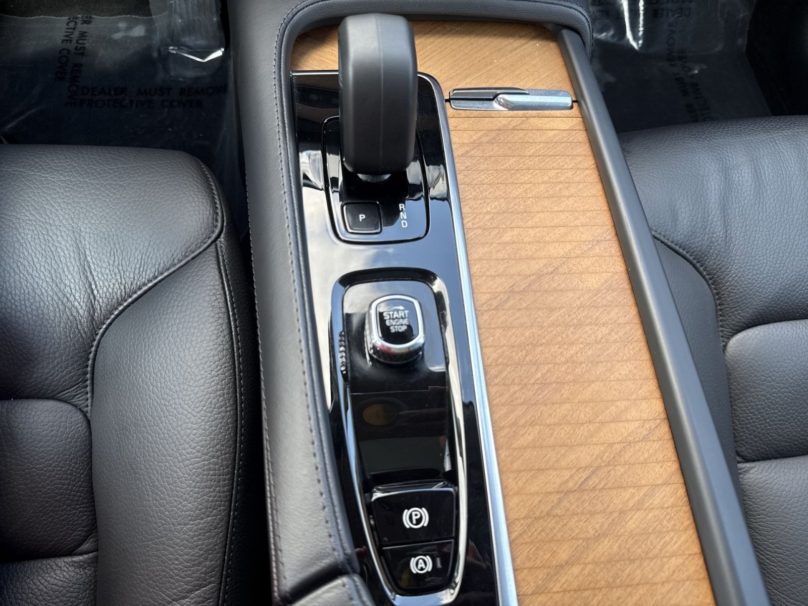 Used 2023 Volvo XC90 B6 Plus w/ Protection Package AWD/4WD image 22