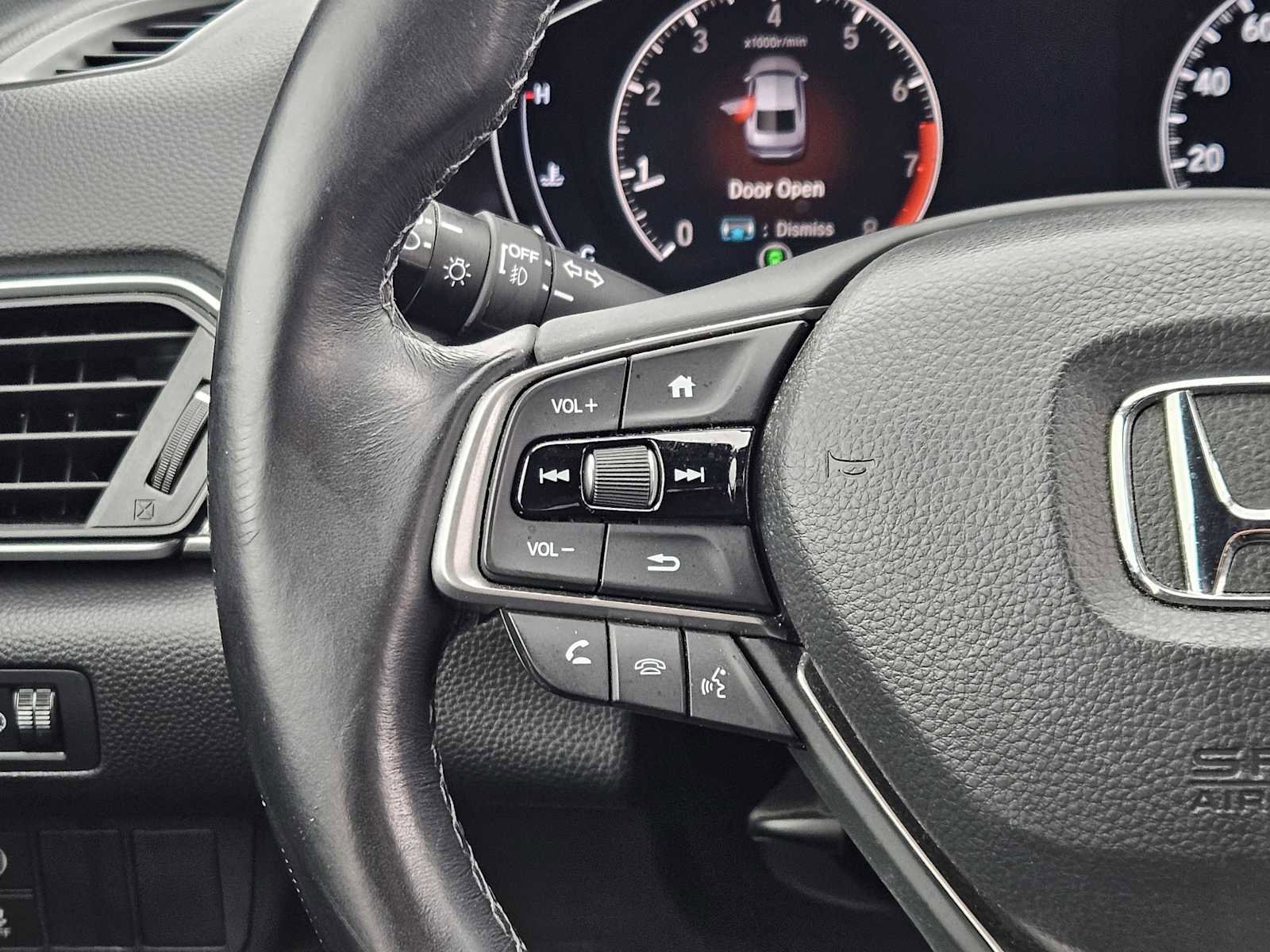 Used 2018 Honda Accord Sport image 25