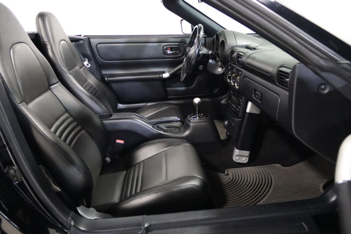 Used 2004 Toyota MR2 RWD image 58