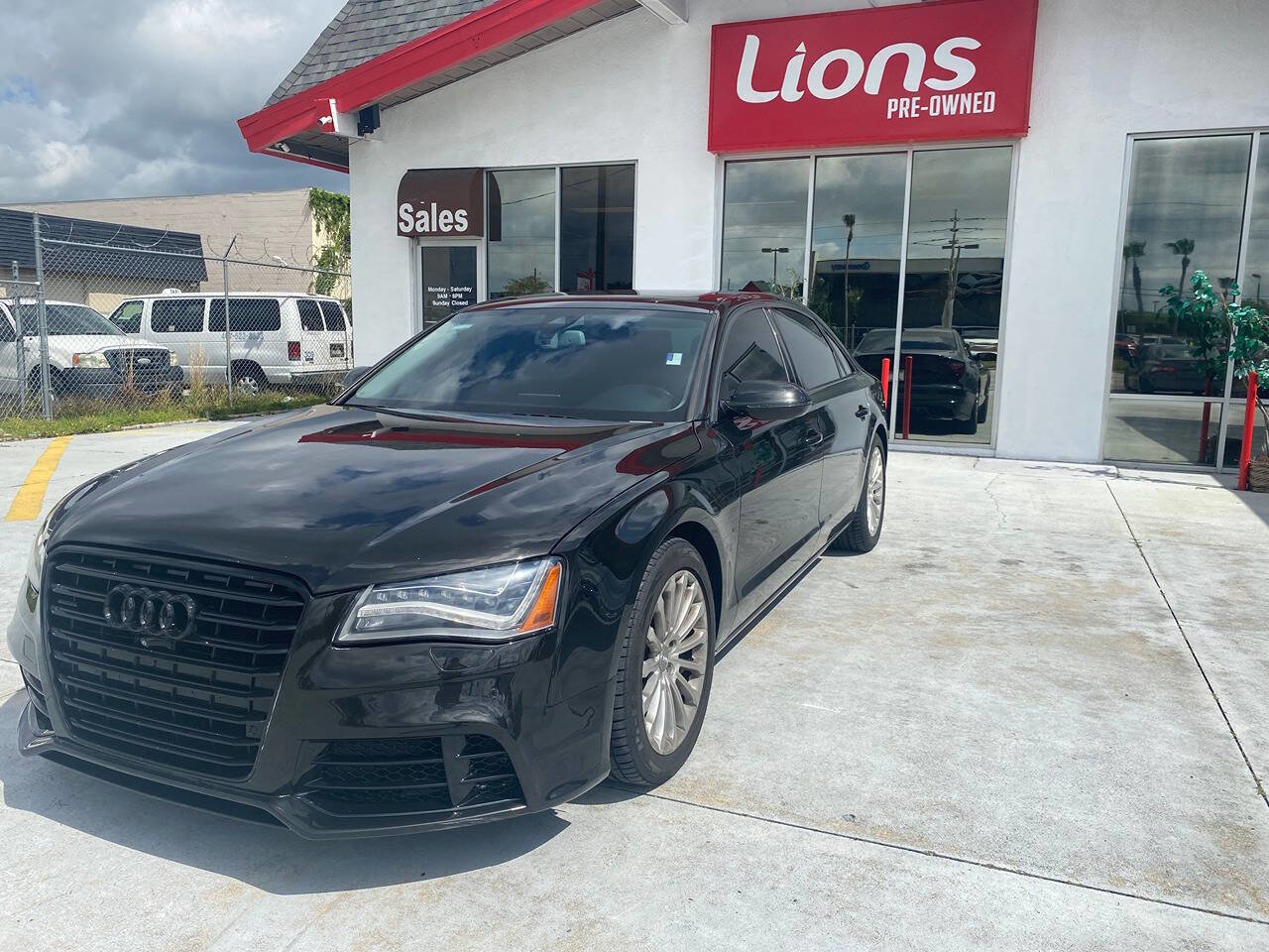 Used 2014 Audi A8 L 4.0T w/ Premium Package image 2