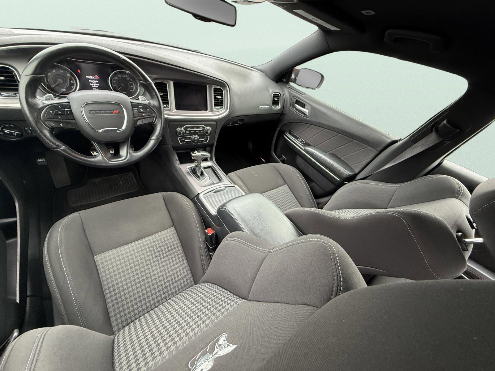 Used 2019 Dodge Charger Scat Pack RWD image 10