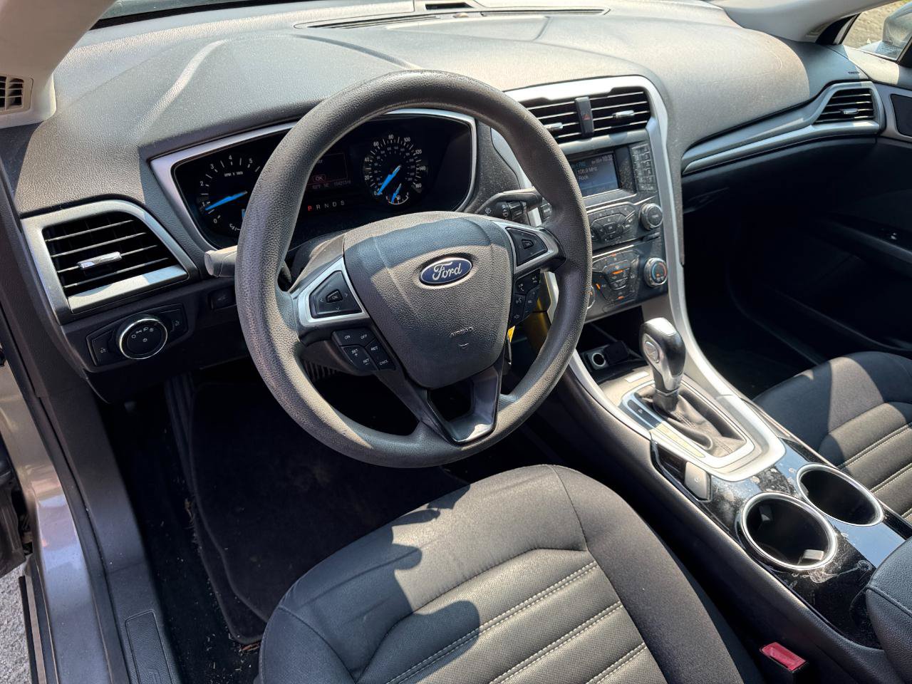 Used 2013 Ford Fusion SE FWD image 18
