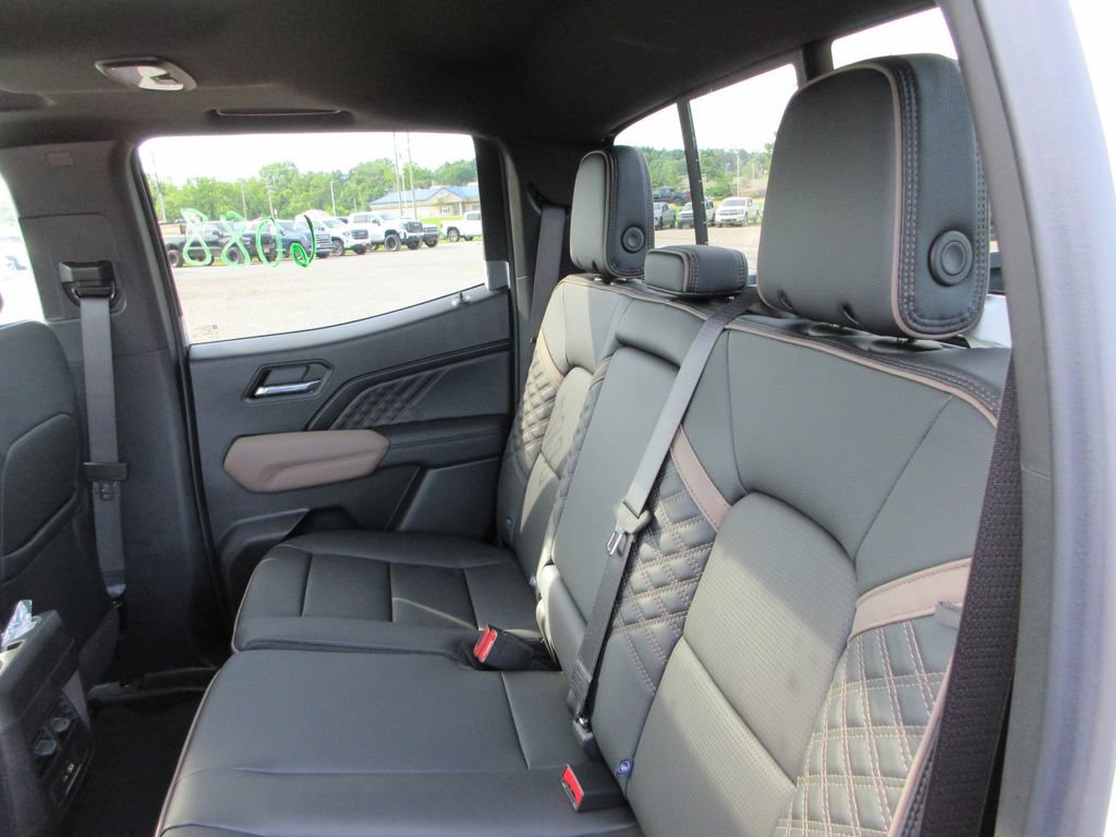 New 2026 GMC Canyon Denali AWD/4WD image 14