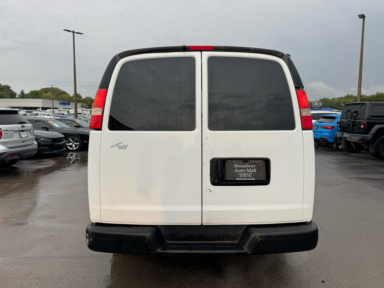 Used 2011 Chevrolet Express 1500 AWD w/ Power Package image 4
