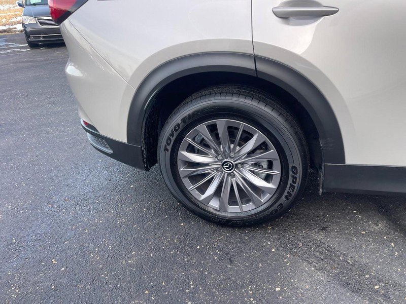 Used 2025 MAZDA CX-90 3.3 Turbo w/ Preferred Package image 8