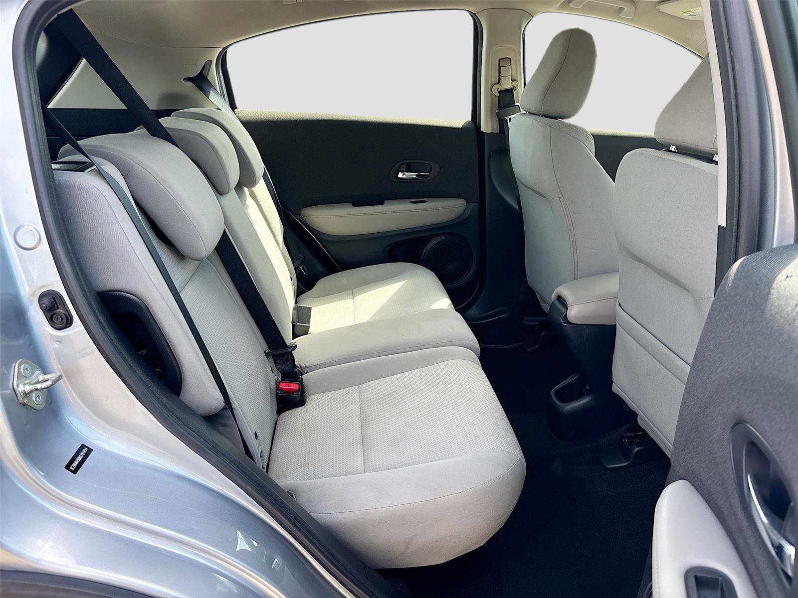 Used 2019 Honda HR-V LX image 24