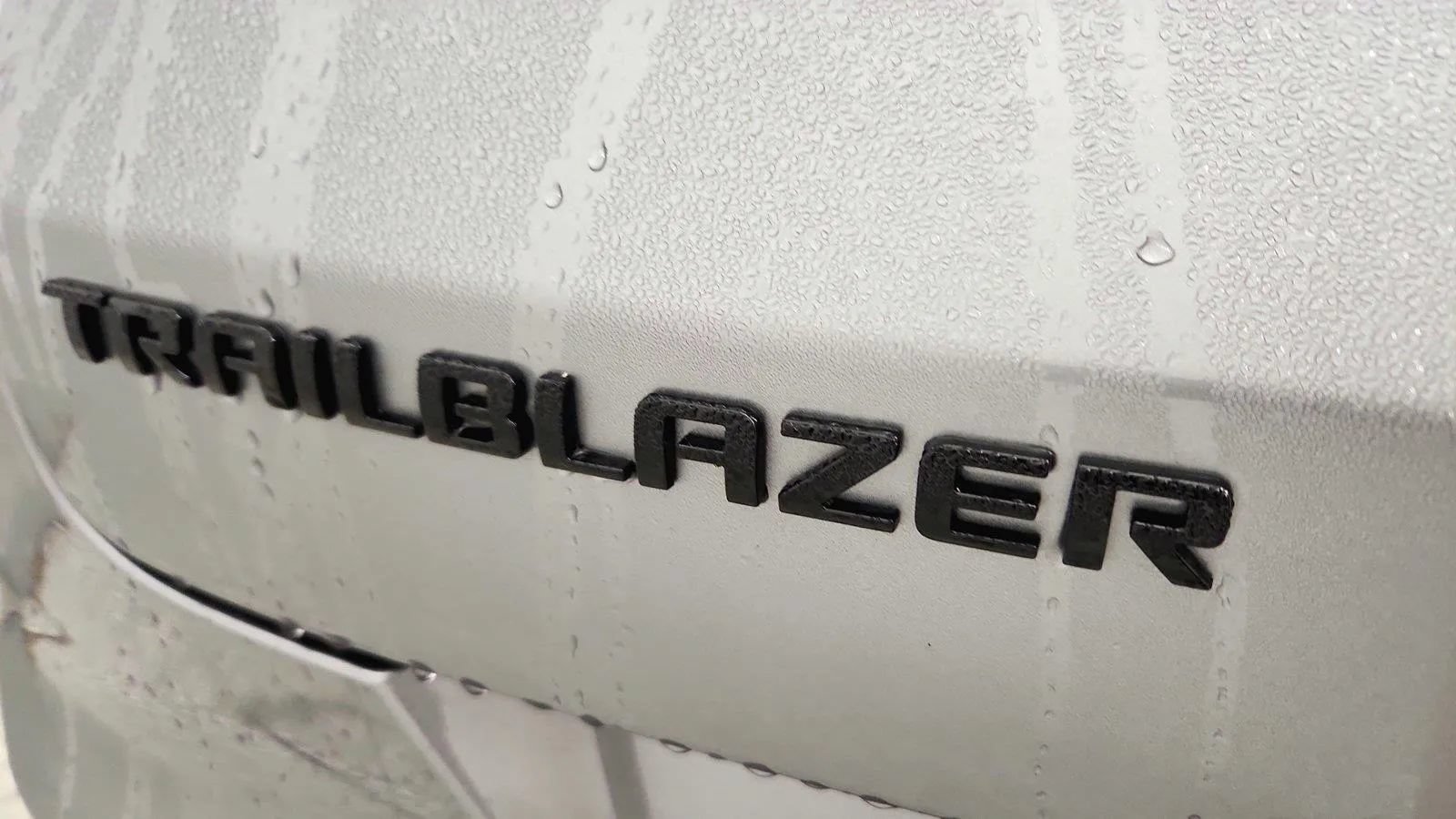 Used 2025 Chevrolet TrailBlazer RS w/ Convenience Package FWD image 60