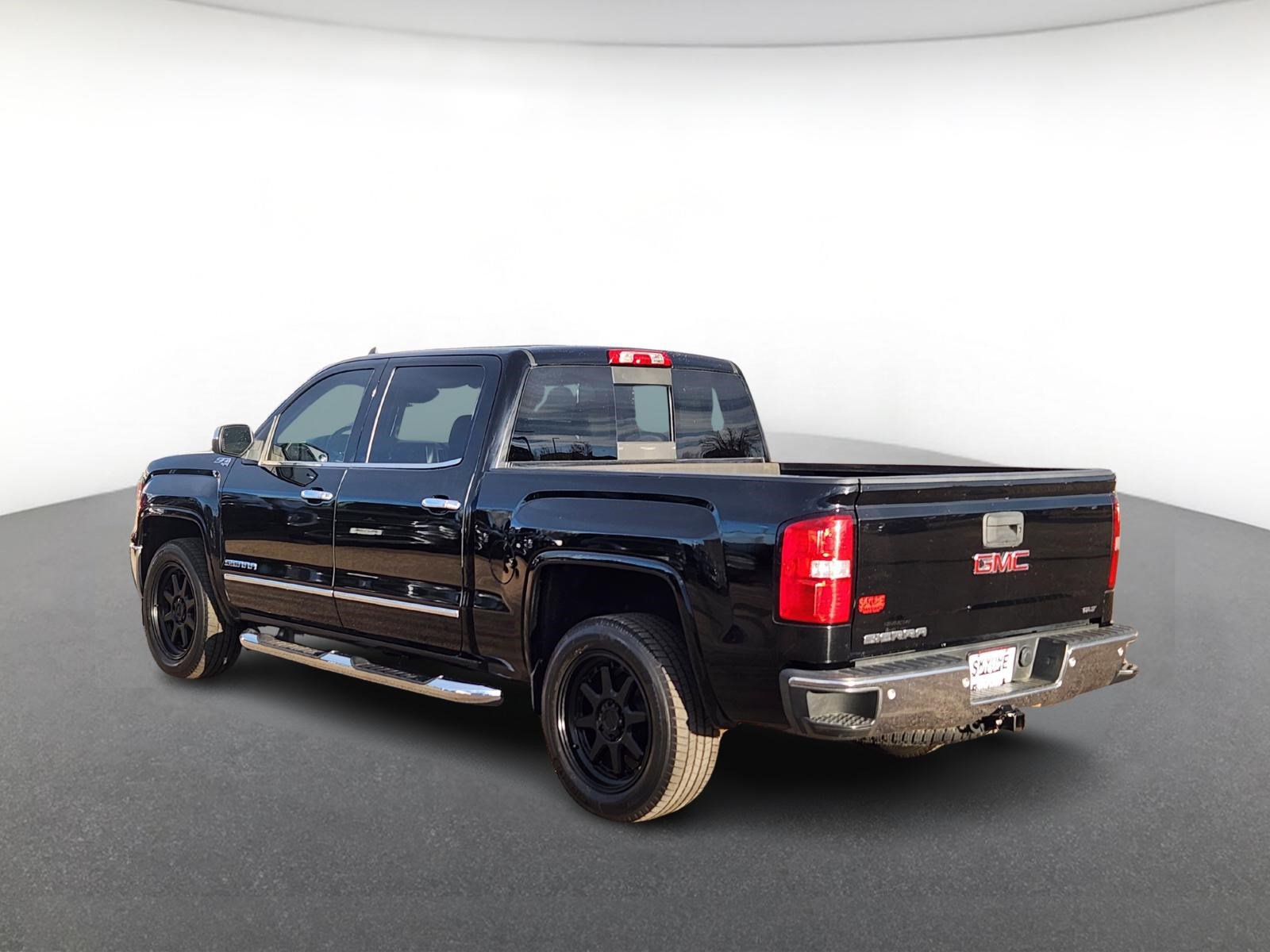 Used 2015 GMC Sierra 1500 SLT w/ SLT Crew Cab Value Package AWD/4WD image 3