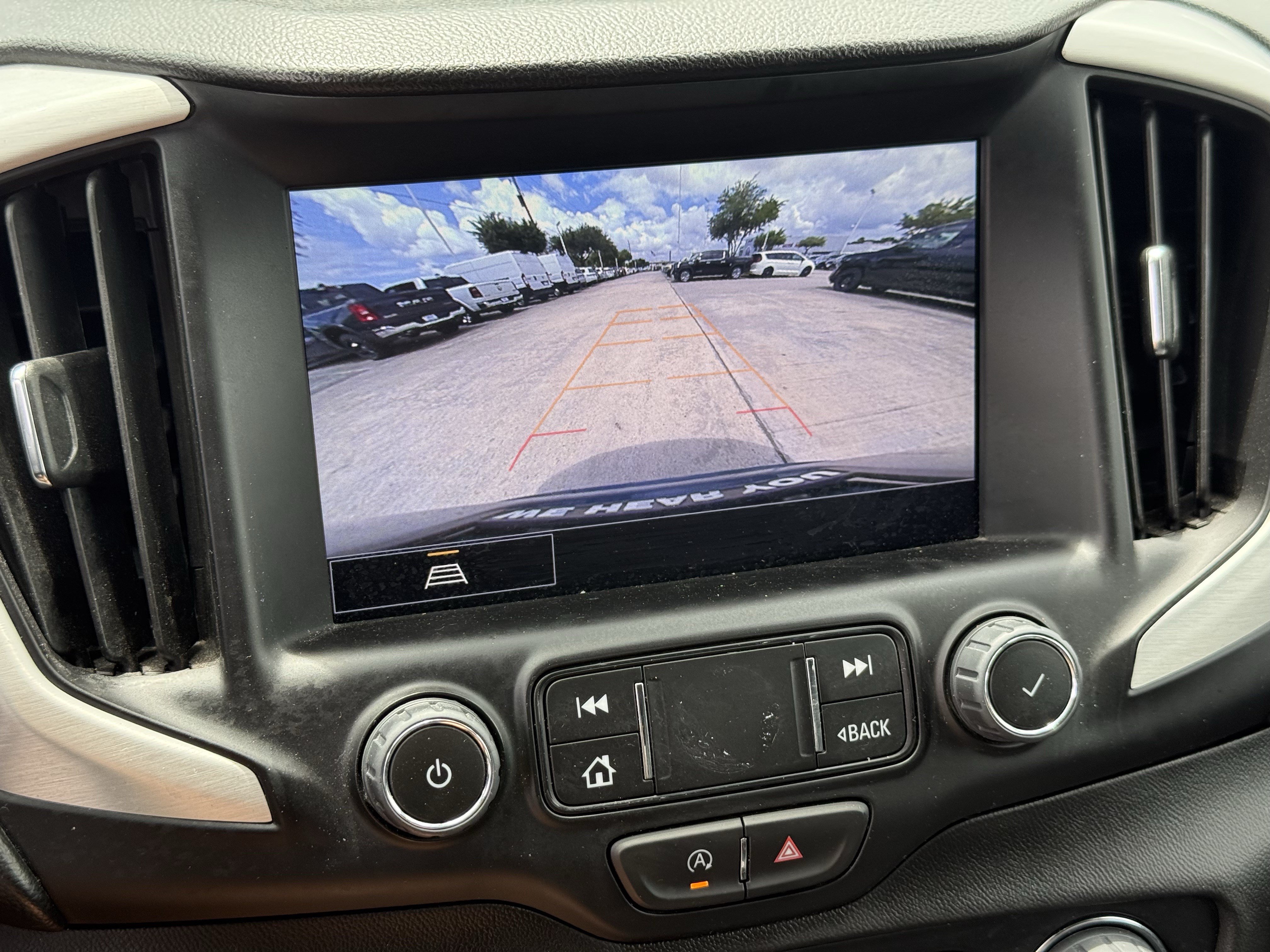 Used 2024 GMC Terrain SLT AWD/4WD image 21