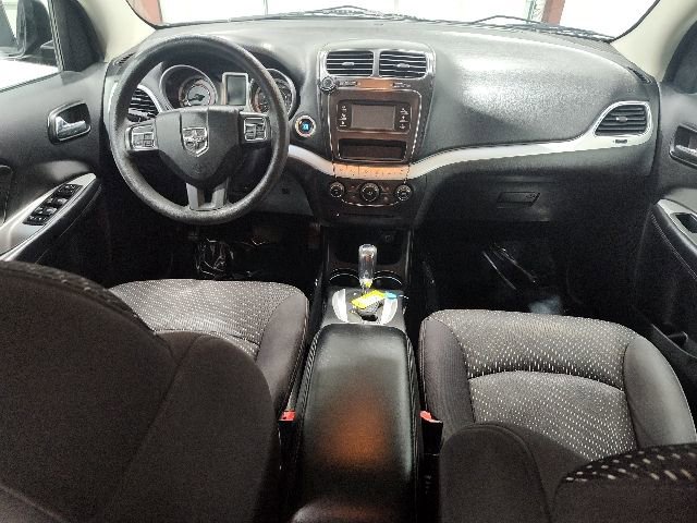 Used 2013 Dodge Journey SXT w/ Flexible Seating Group image 15