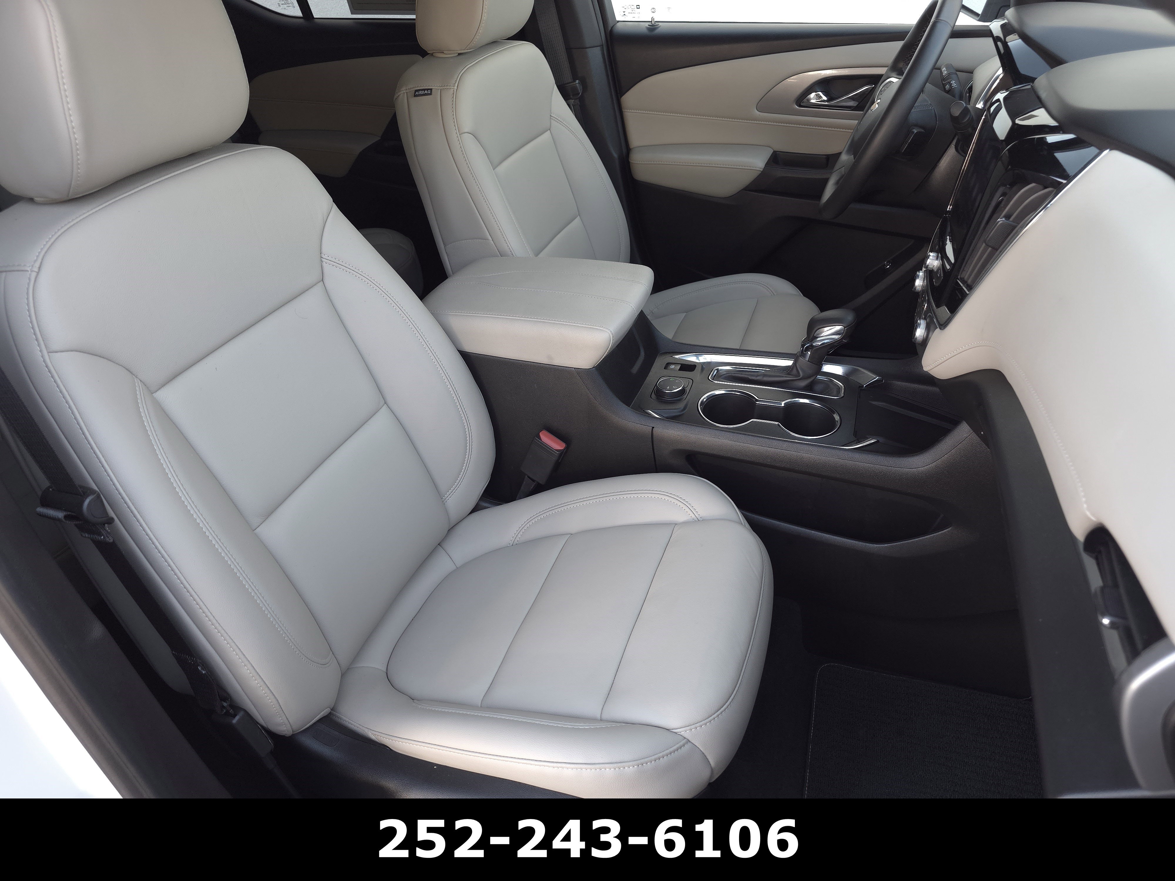 Used 2023 Chevrolet Traverse LT w/ LT Premium Package image 42