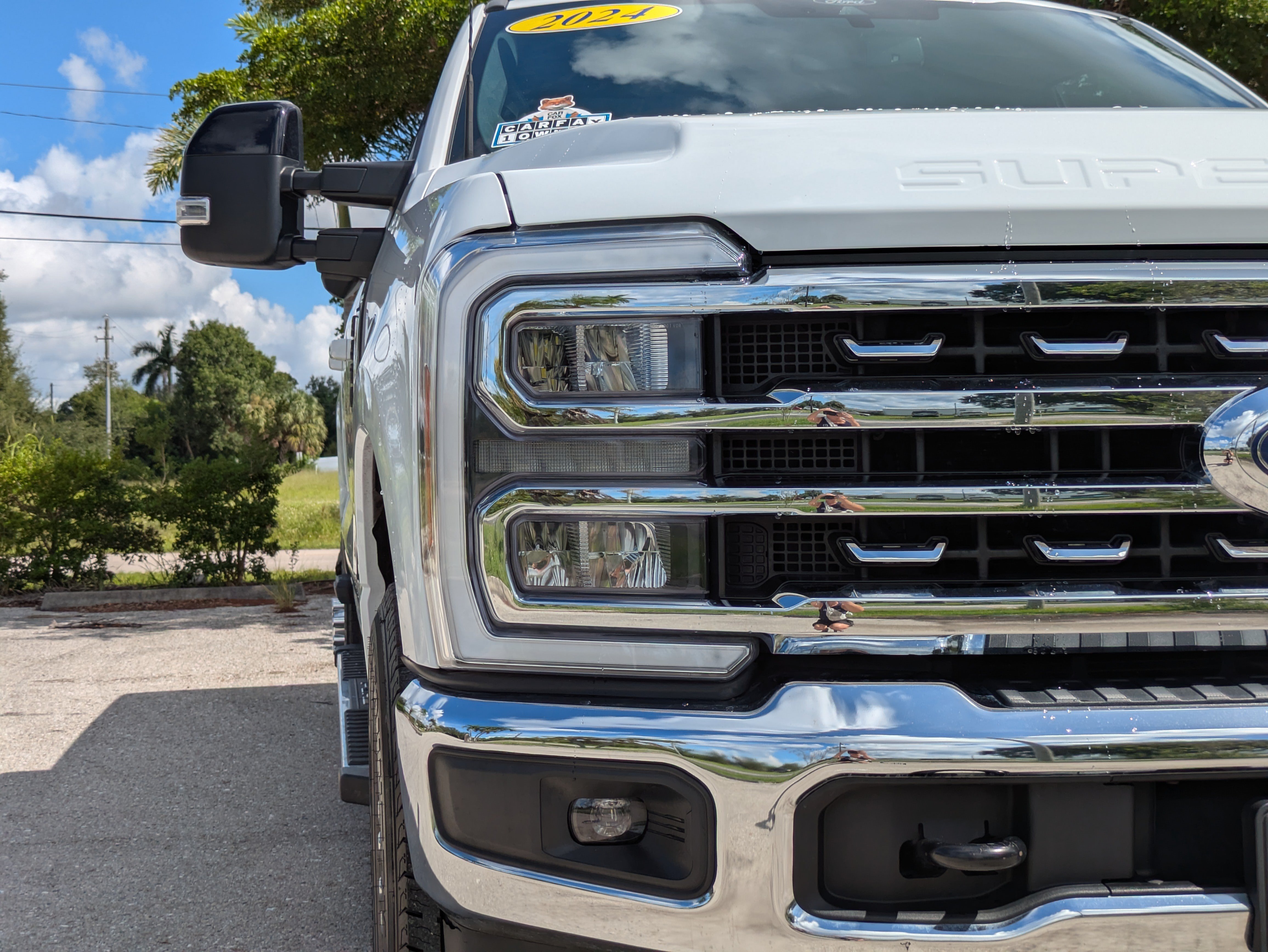 Used 2024 Ford F250 Lariat w/ FX4 Off-Road Package AWD/4WD image 10