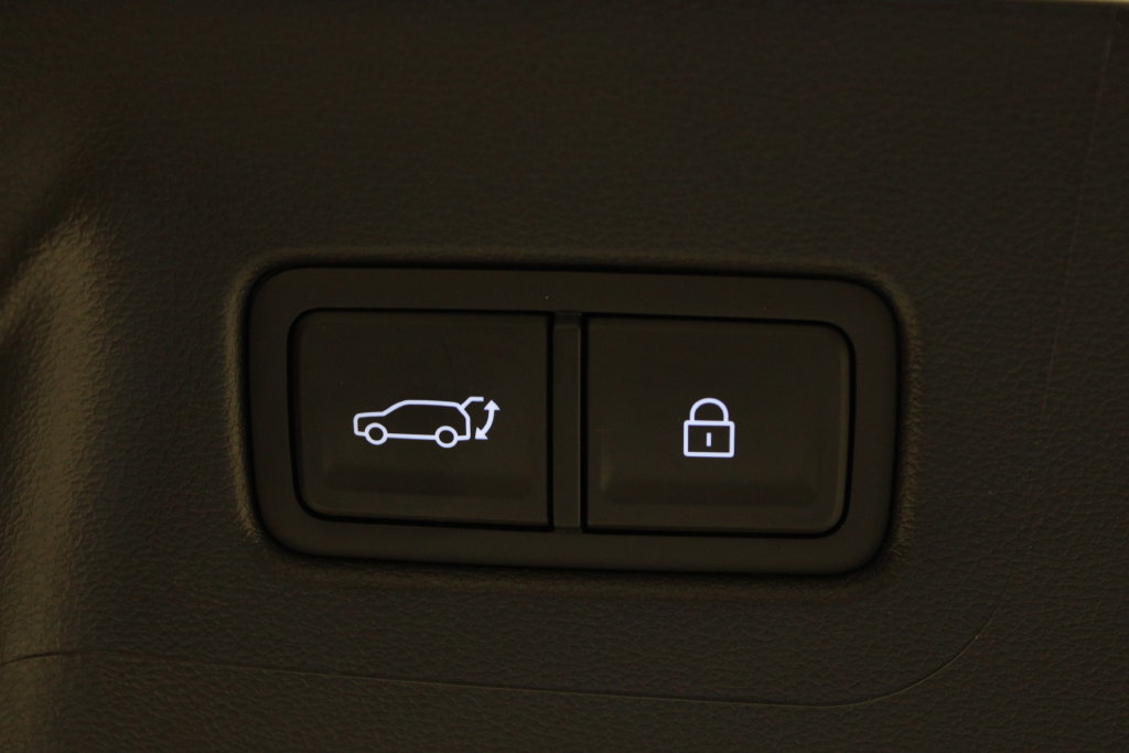Certified 2026 Hyundai Santa Fe SEL FWD image 18