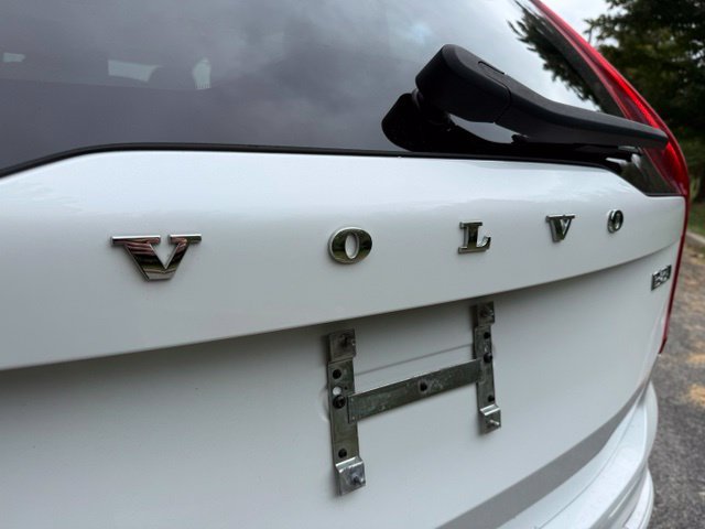 Used 2023 Volvo XC90 B5 Core AWD/4WD image 8