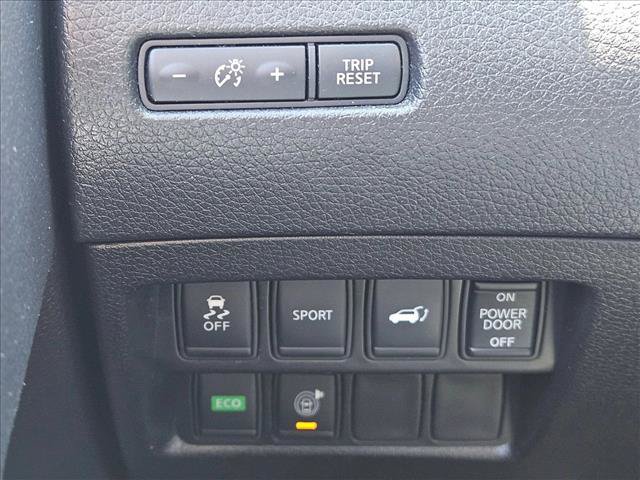 Used 2015 Nissan Rogue SL w/ SL Premium Package FWD image 17