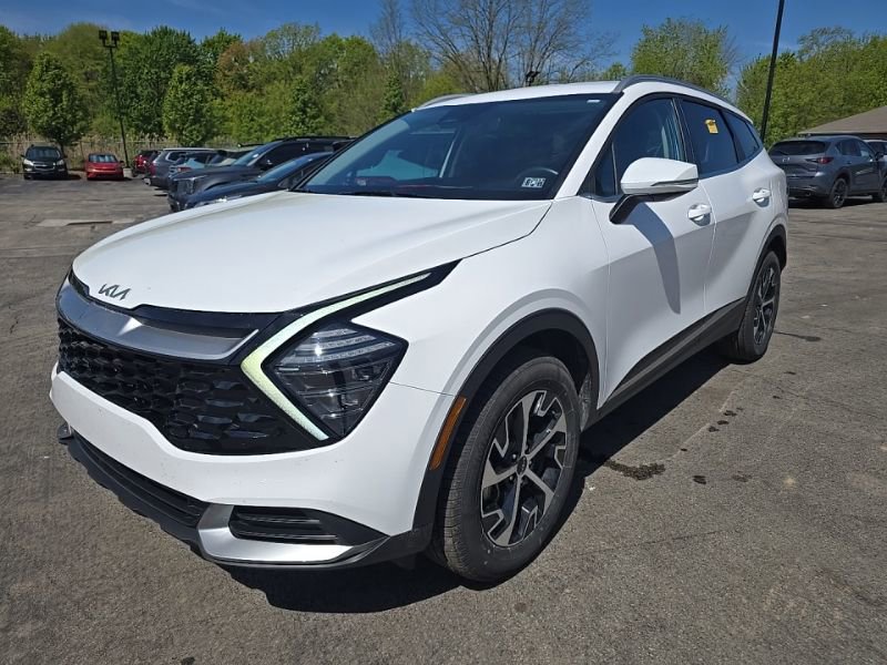 Certified 2024 Kia Sportage EX AWD/4WD image 3