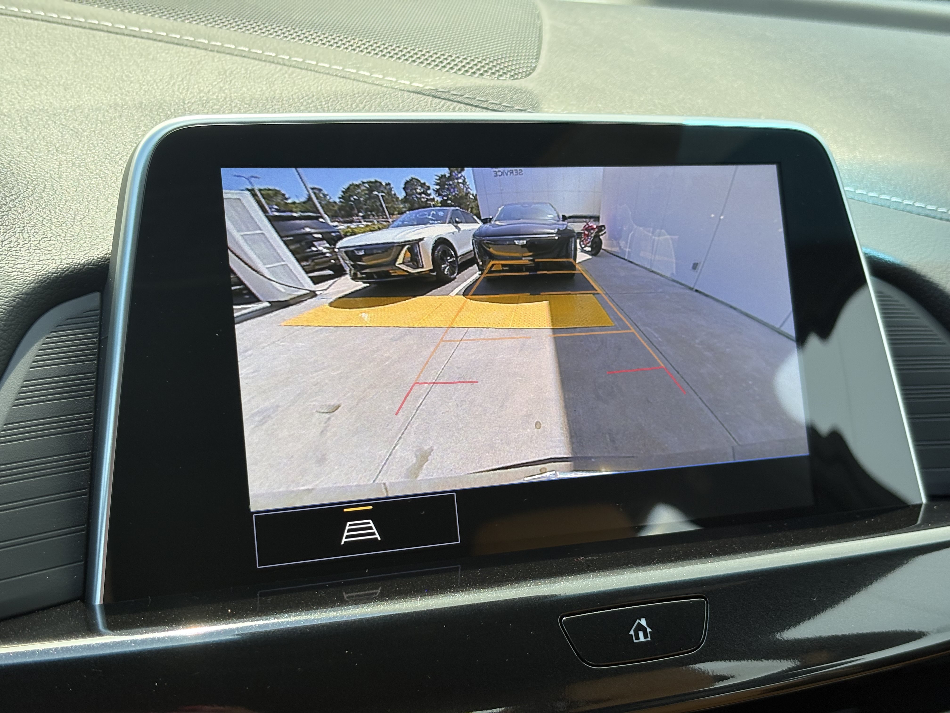 Certified 2026 Cadillac CT4 V Blackwing w/ Driver Assist Package RWD image 19