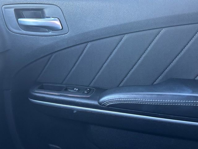 Used 2022 Dodge Charger SXT image 30