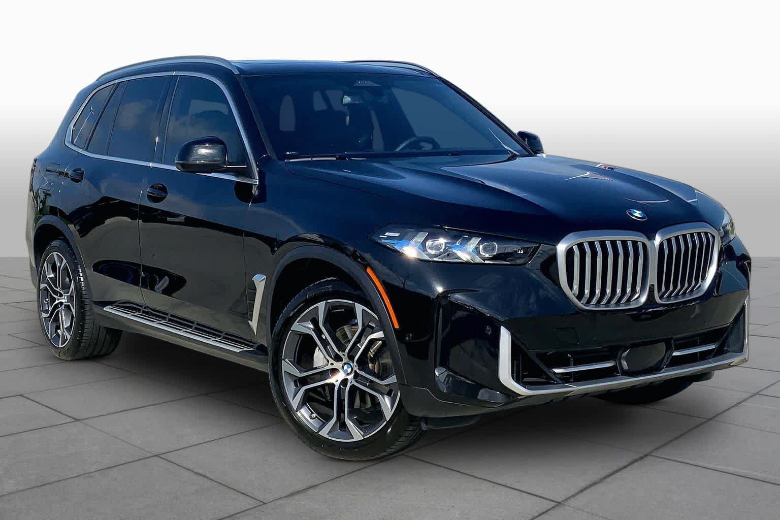 Used 2024 BMW X5 xDrive40i w/ Premium Package AWD/4WD image 2