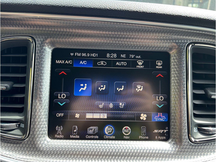 Used 2015 Dodge Challenger SRT Hellcat image 33