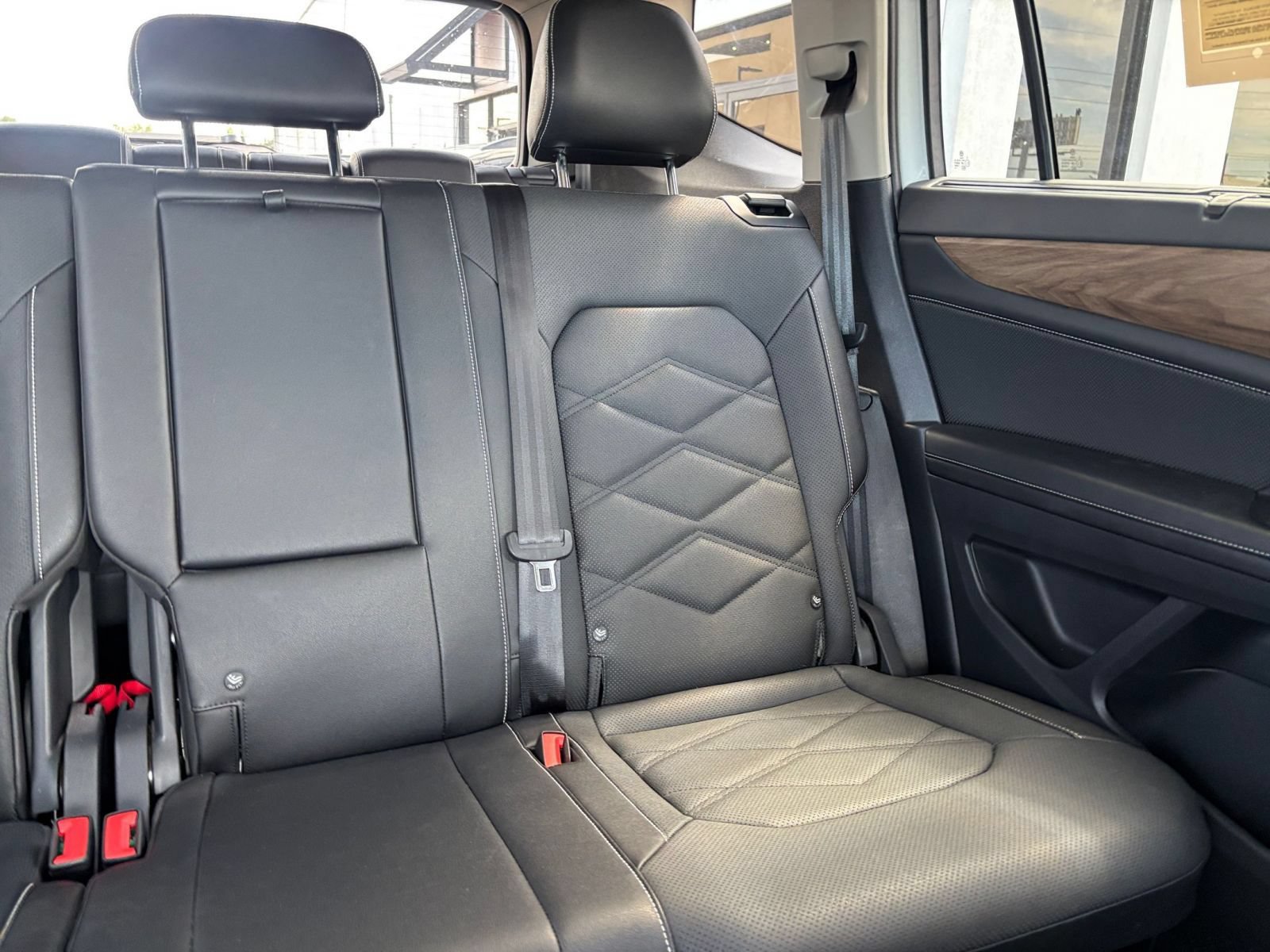 Used 2026 Volkswagen Atlas SE FWD image 36