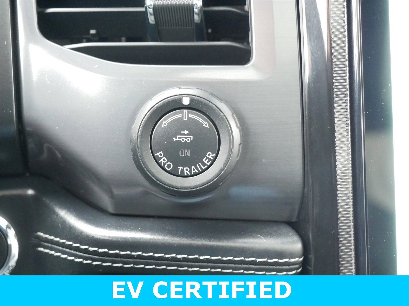 Certified 2022 Ford F150 Lightning Platinum image 29