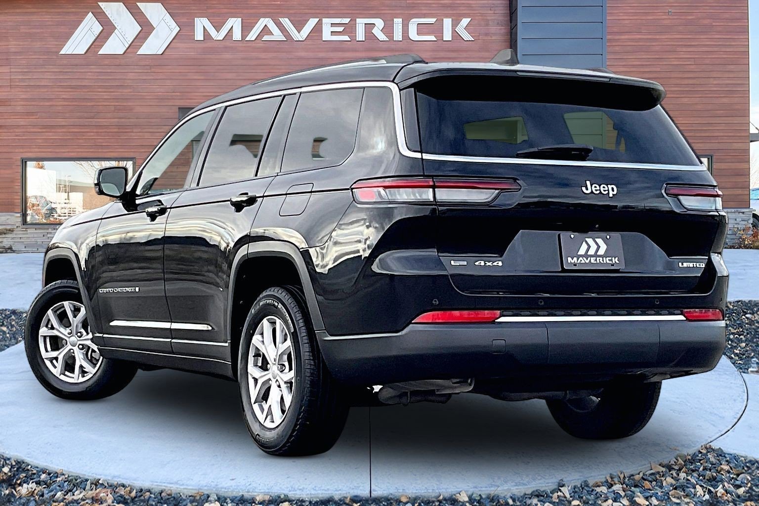 Used 2021 Jeep Grand Cherokee L Limited image 4