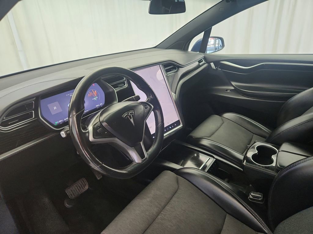 Used 2017 Tesla Model X 100D AWD/4WD image 10