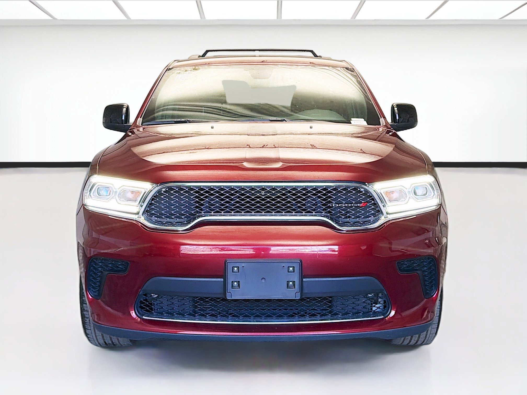 Used 2023 Dodge Durango SXT image 2