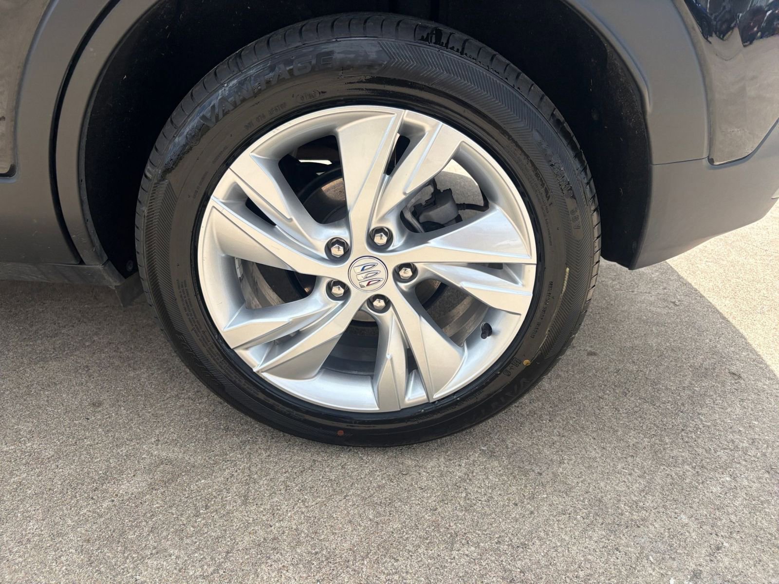 Used 2025 Buick Encore GX Preferred image 29