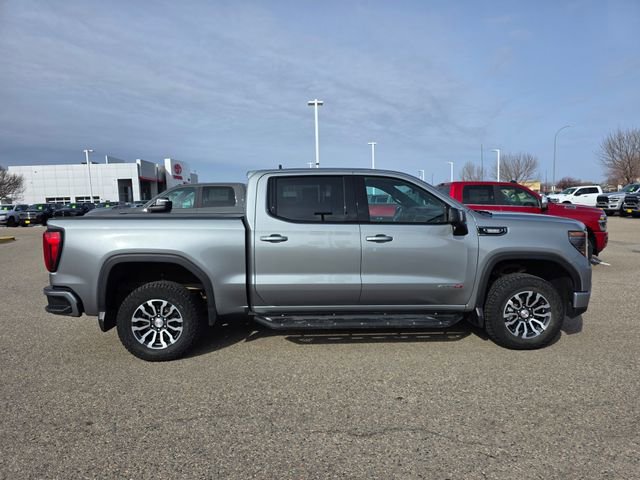 Used 2023 GMC Sierra 1500 AT4 w/ Technology Package AWD/4WD image 9