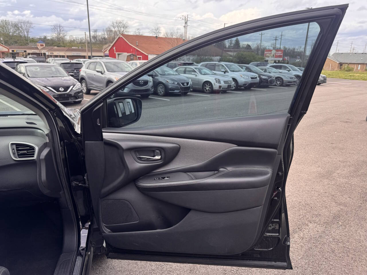 Used 2021 Nissan Murano SV FWD image 20