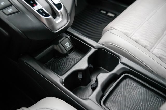 Used 2018 Honda CR-V Touring image 16