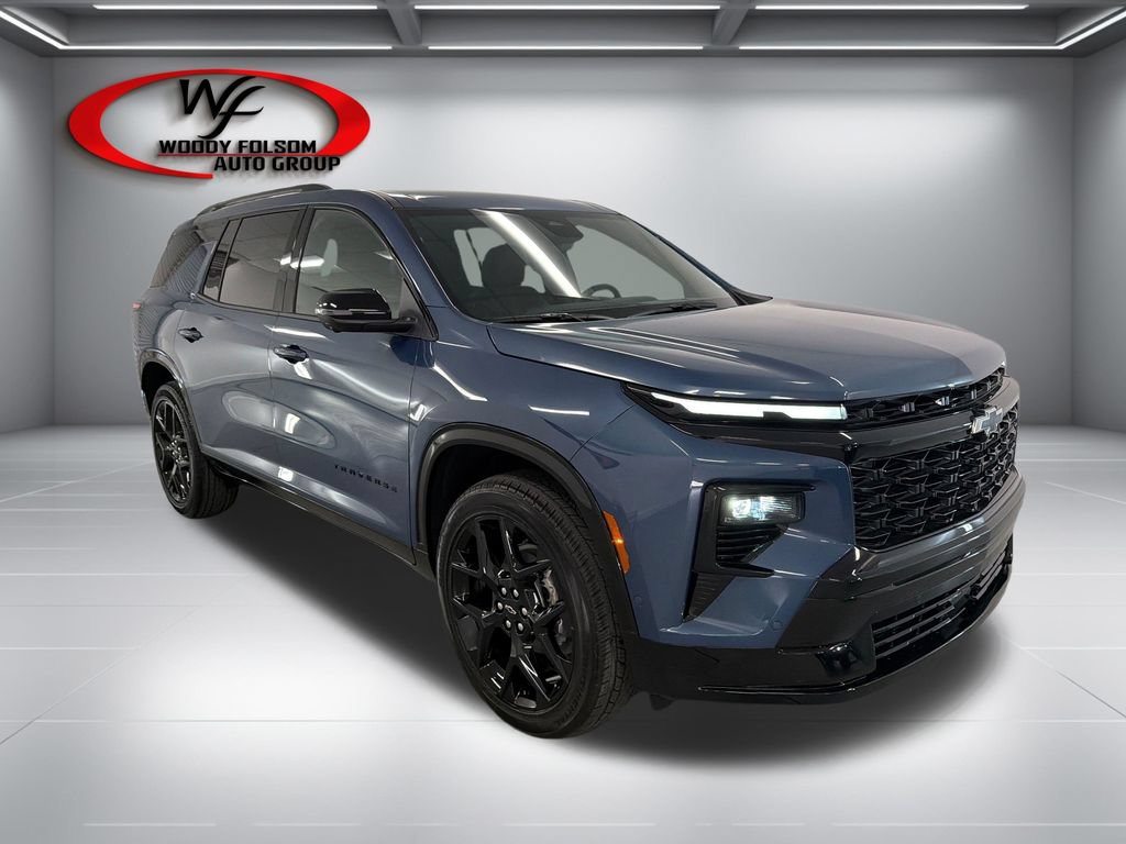 New 2026 Chevrolet Traverse RS w/ LPO, Floor Liner Package FWD image 3