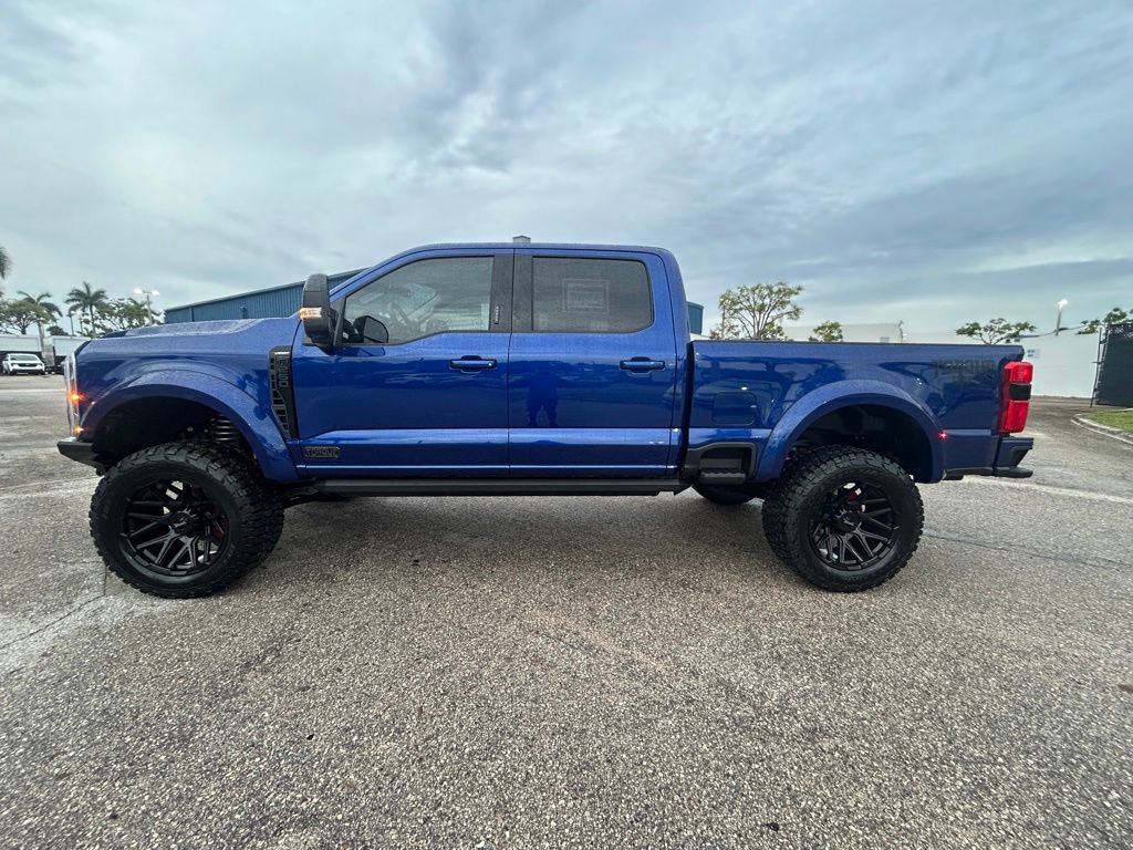 New 2026 Ford F250 Lariat w/ Black Appearance Package image 7