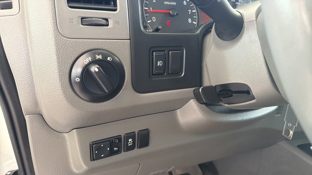 Used 2019 Nissan NV 3500 SL RWD image 20